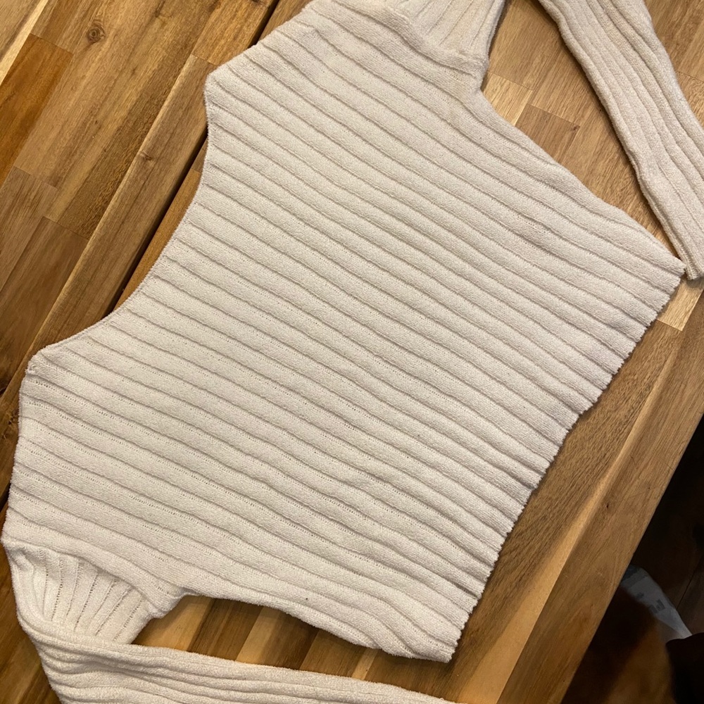 Crop sweater
